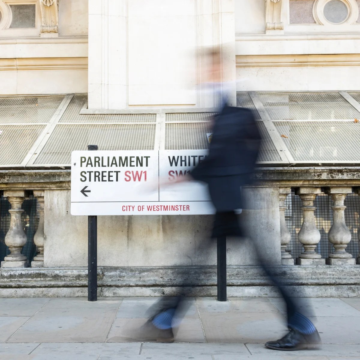 Retired UK civil servants failed by pension outsourcing, government says