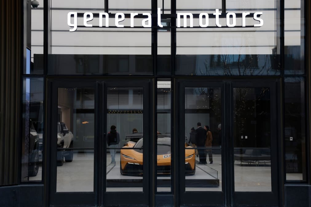 General Motors is set to report earnings before the bell. Here's what Wall Street expects