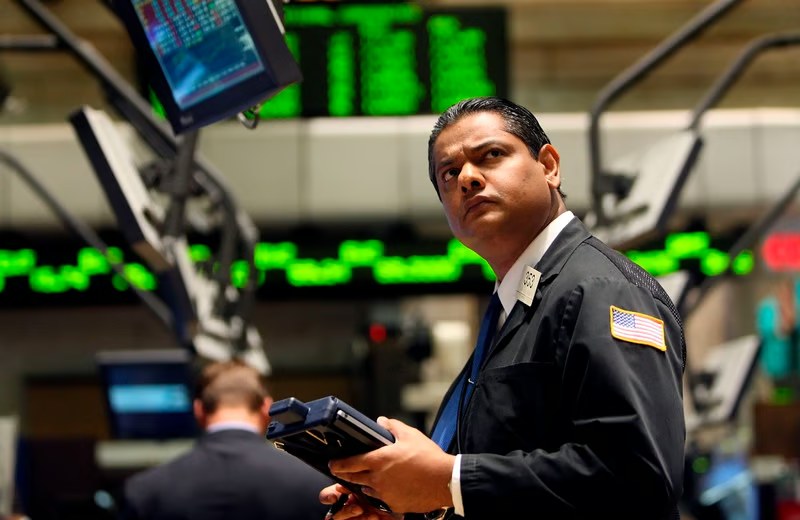 We Just Witnessed a Unique Stock Market Measure Do Something for Only the 4th Time Since 1997, and It Offers a Chilling Outlook for Wall Street