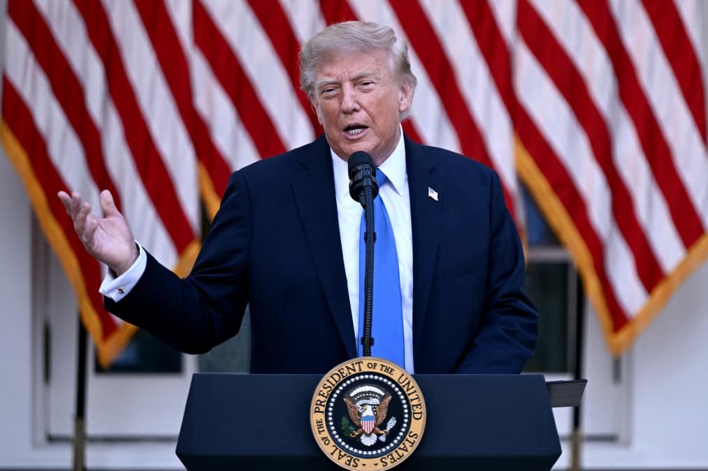 Trump tells Fed to slash rates or he'll end trade with countries with U.S. surpluses