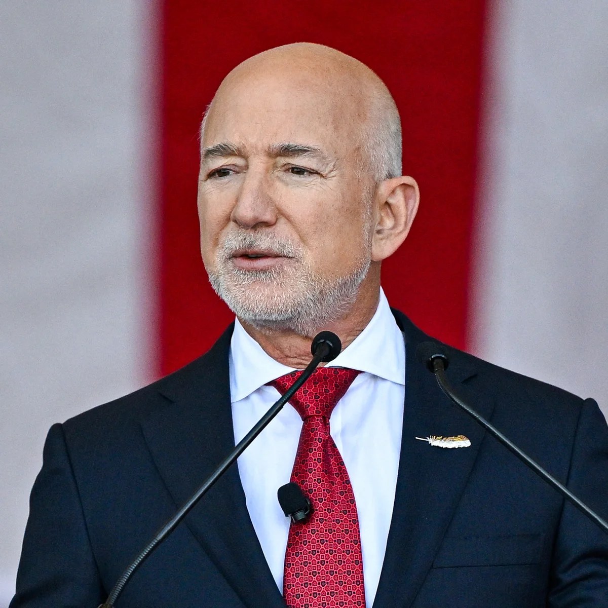 CEOs earn 614 times more than workers at US’s 100 lowest-paying corporations