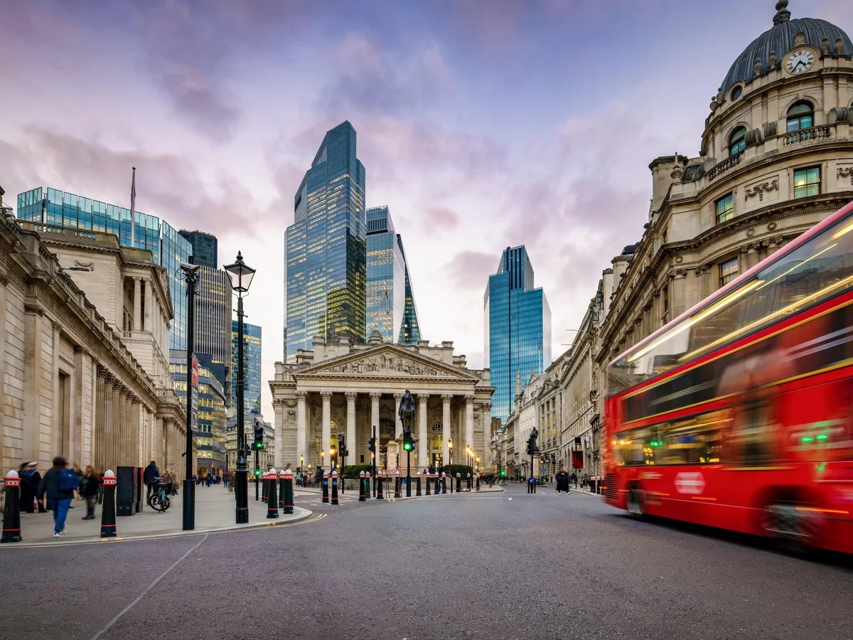 Long-term UK borrowing costs at 28-year high as rising oil prices trigger global bond rout – business live