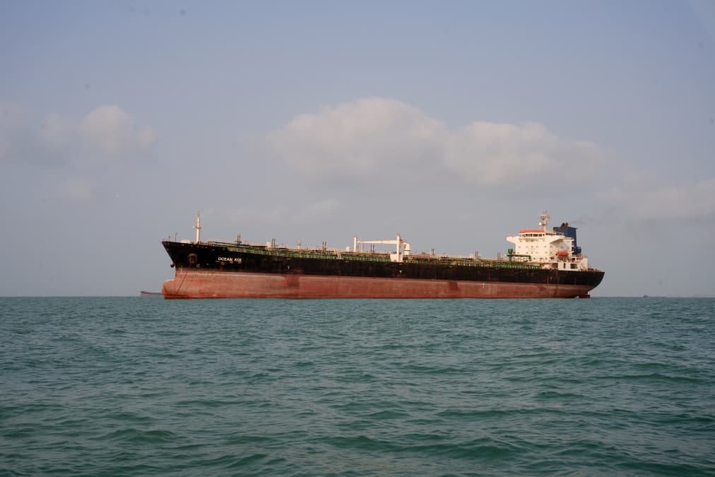 Oil drops 3% as U.S. shifts to economic pressure on Iran, easing fears of renewed war