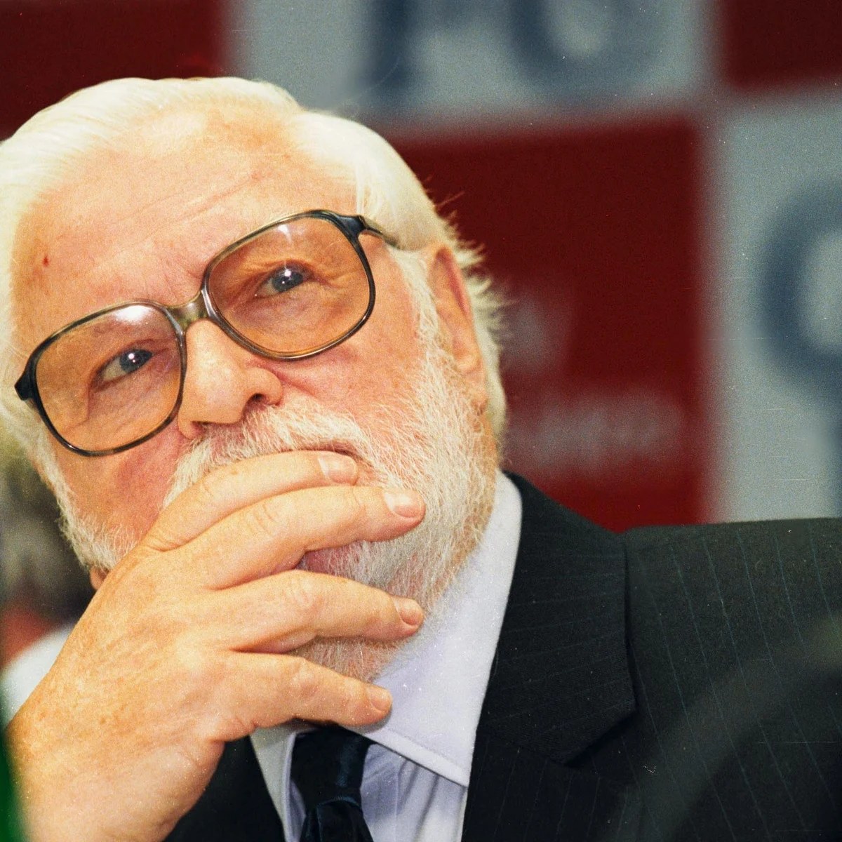 Ken Bates, colourful and controversial former Chelsea chair, dies aged 94
