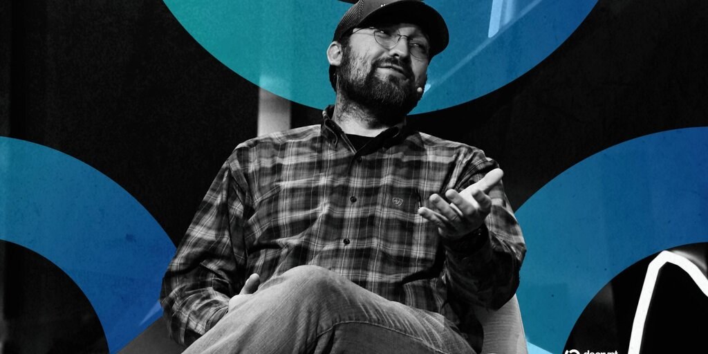 Cardano Pumps as Network Moves to Further Decentralize Development