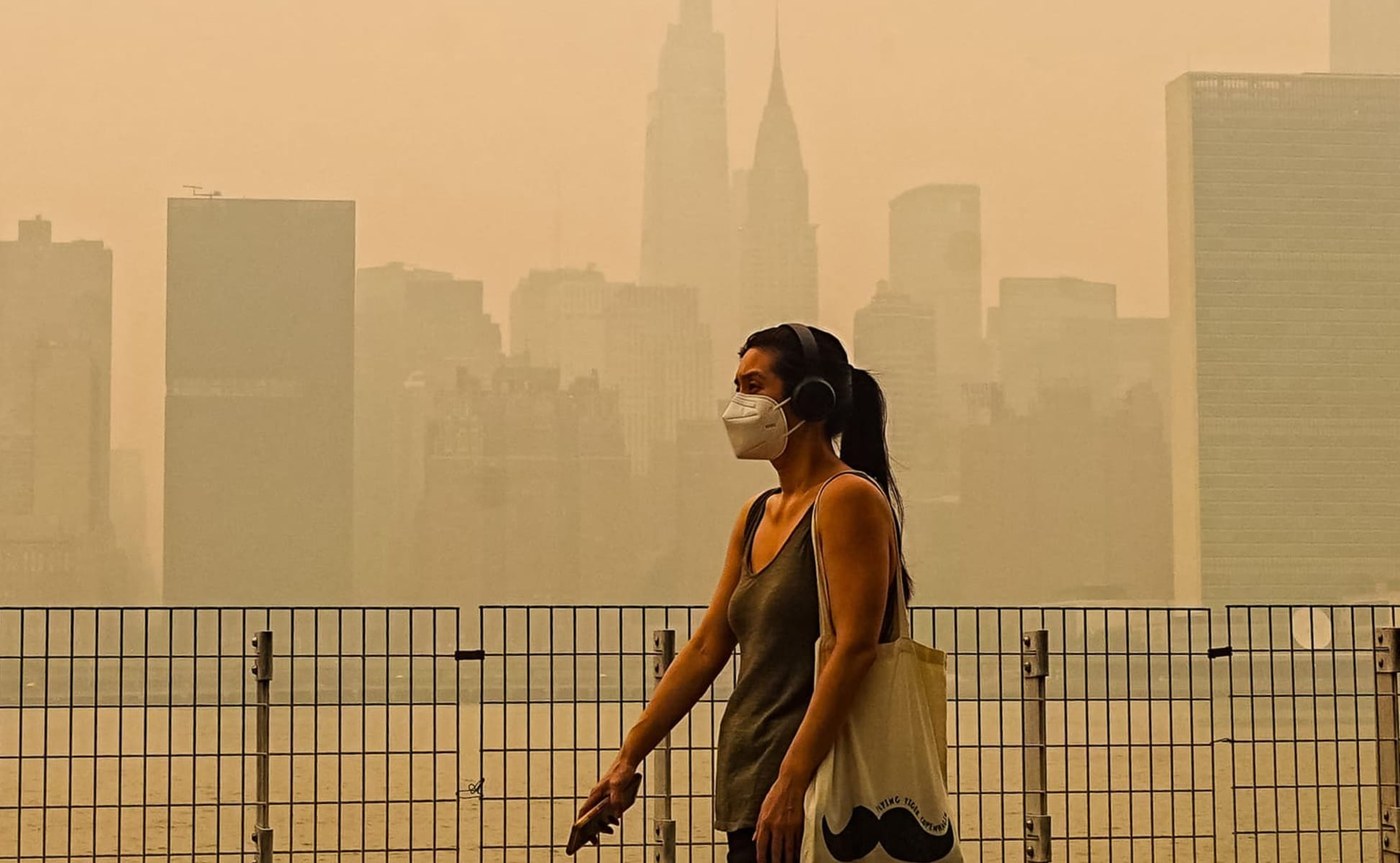 Trump rips Canada as wildfire smoke spreads, says U.S. will add pollution cost to tariffs